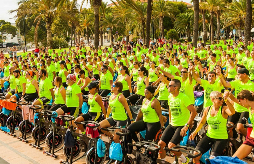 Pedals Non Stop contra el Càncer infantil, compta amb els Voluntaris de ”la Caixa”
