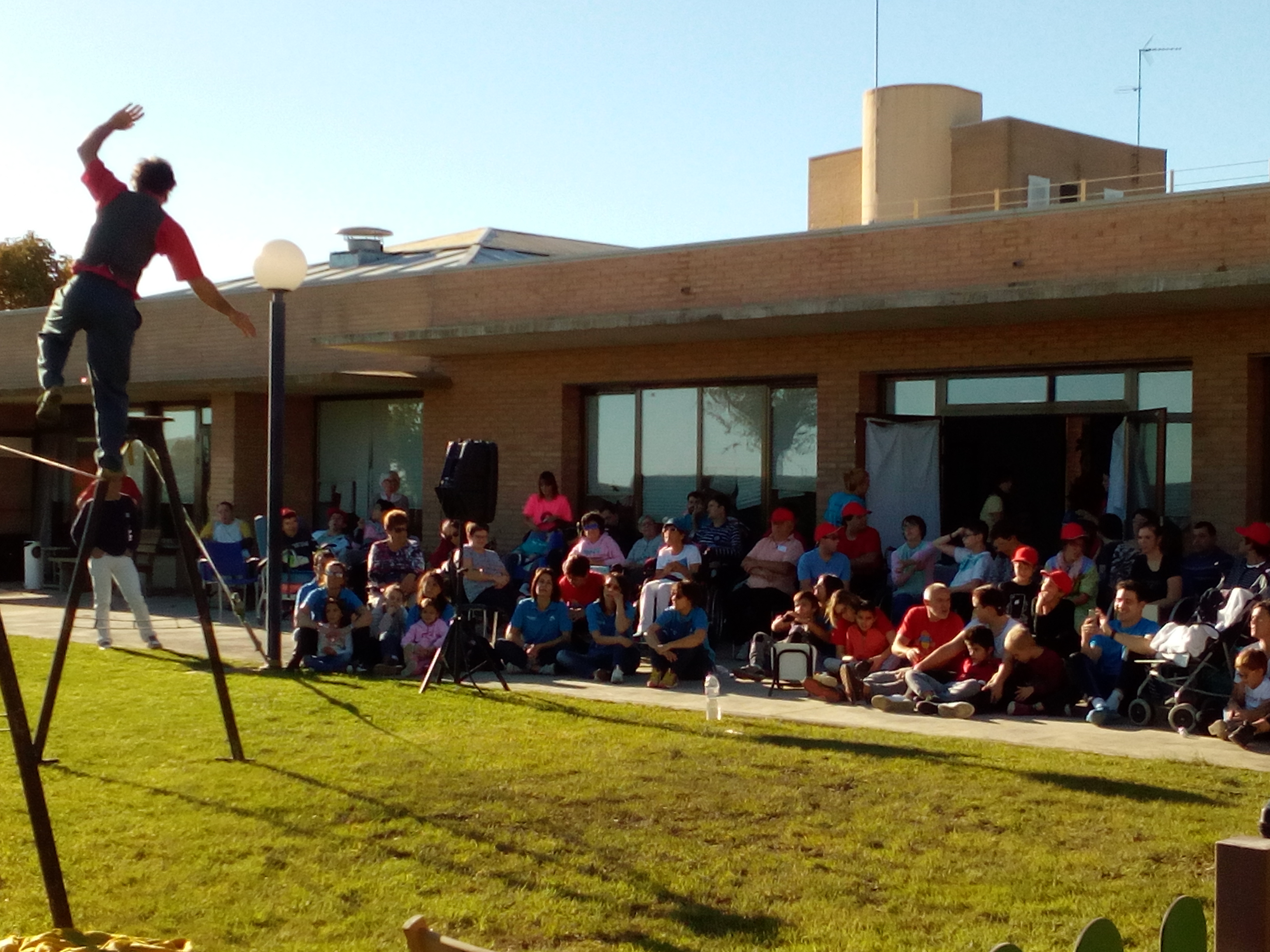 Tots al parc. Festa amb Aspace Huesca