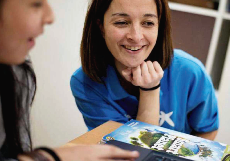 Talleres de digitalización a los menores de la Fundación Meniños en Galicia