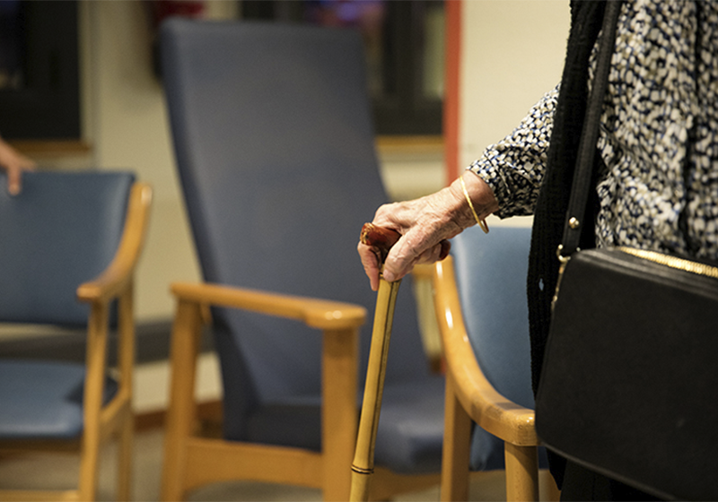 Los Voluntarios CaixaBank acompañamos a personas de la tercera edad durante la pandemia.