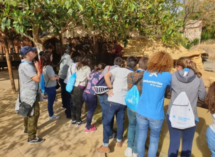 Voluntarios de Almería y los menores de Asalsido disfrutan de un día de aventuras