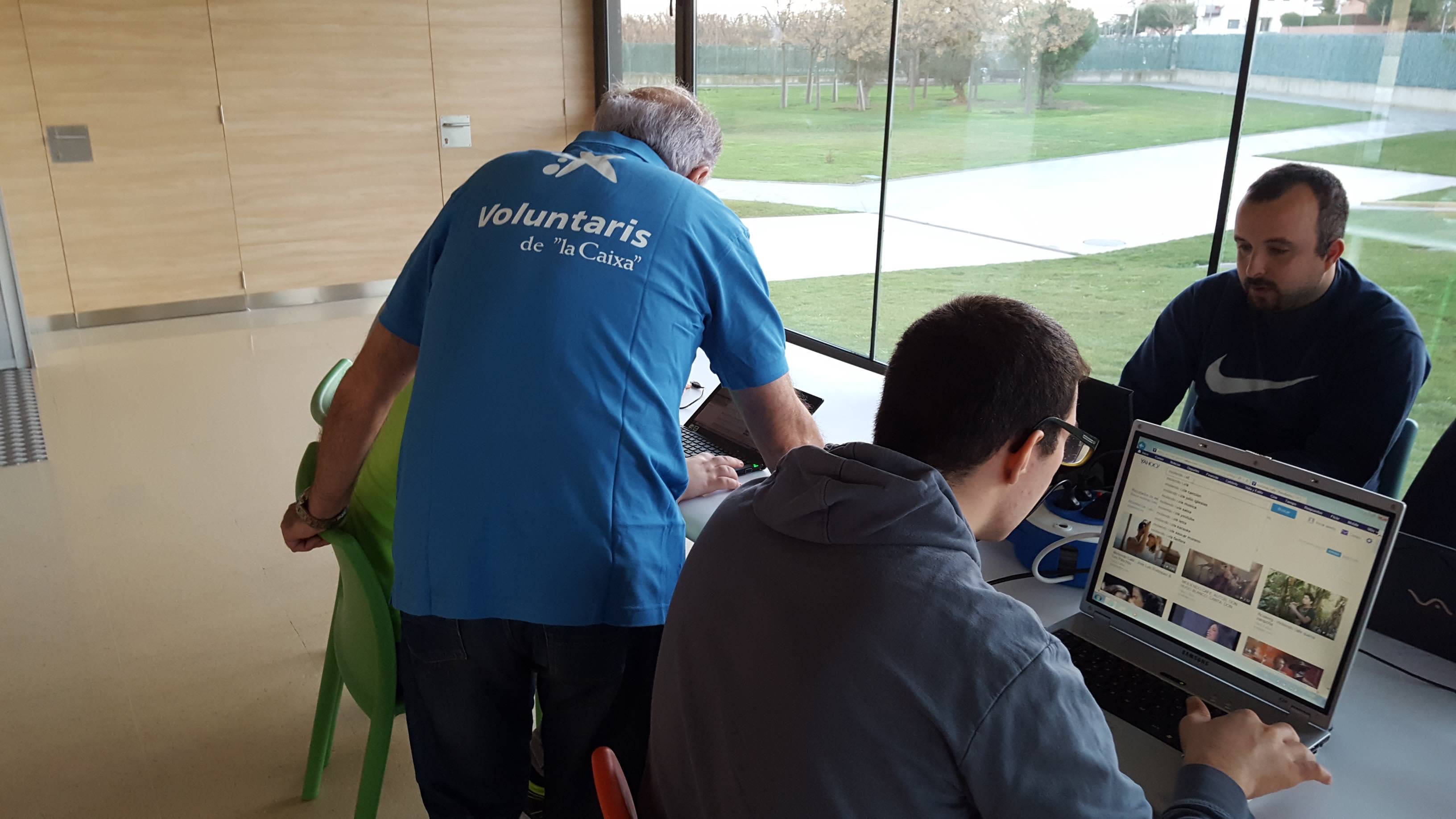 Formació Bàsica en noves tecnologies, ordinadors PC i mòbils a Lleida