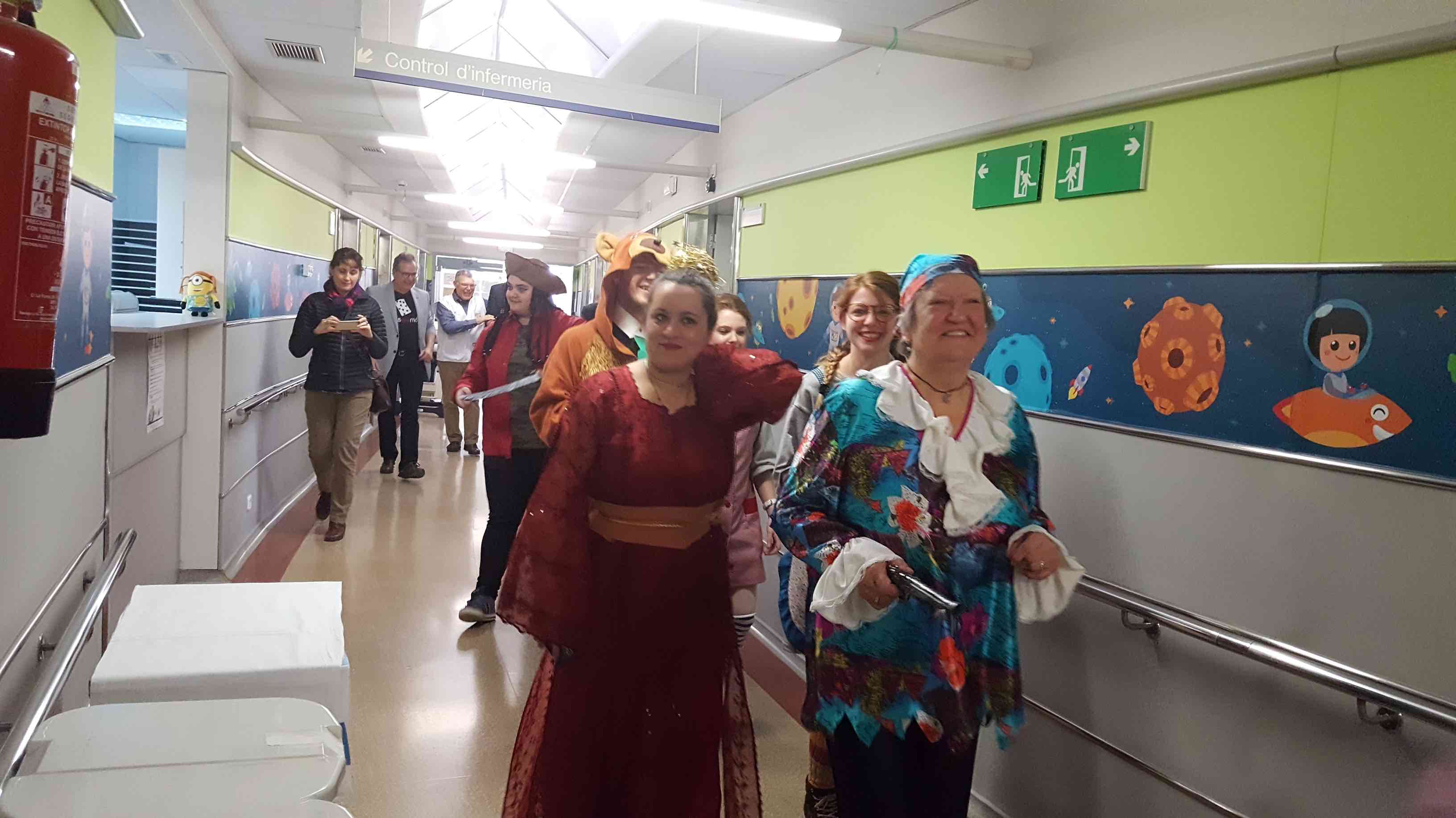 Carnaval a la CiberCaixa-Ciberaula de l’Hospital Arnau de Vilanova