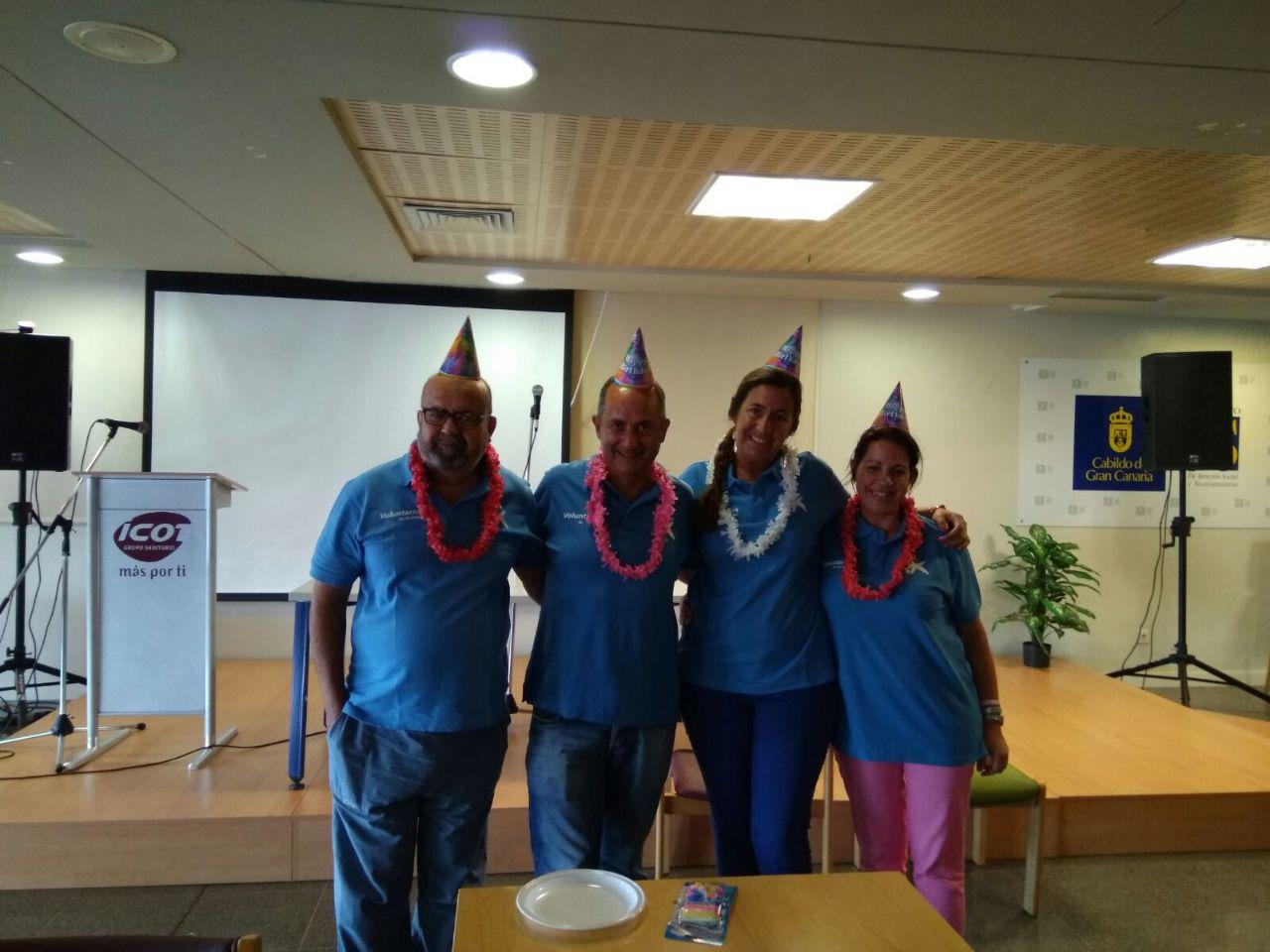 Celebrando los cumpleaños de nuestros mayores en Las Palmas
