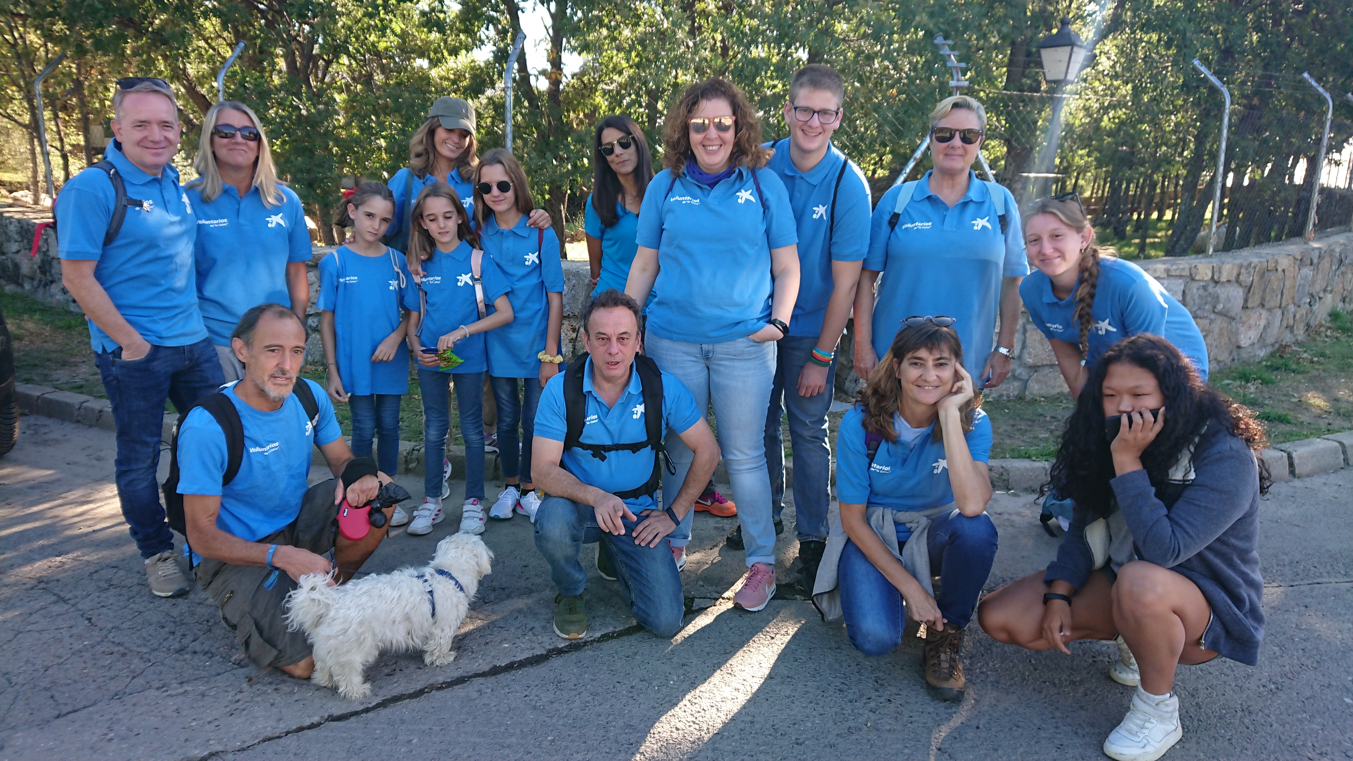 Els Voluntaris recullen 100 kg de brossalesa en només 3 hores