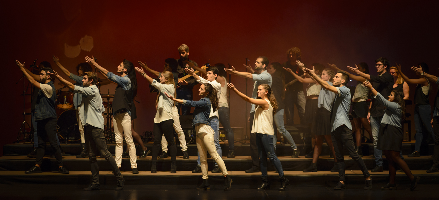 Concert solidari del cor Vakombà a CaixaForum