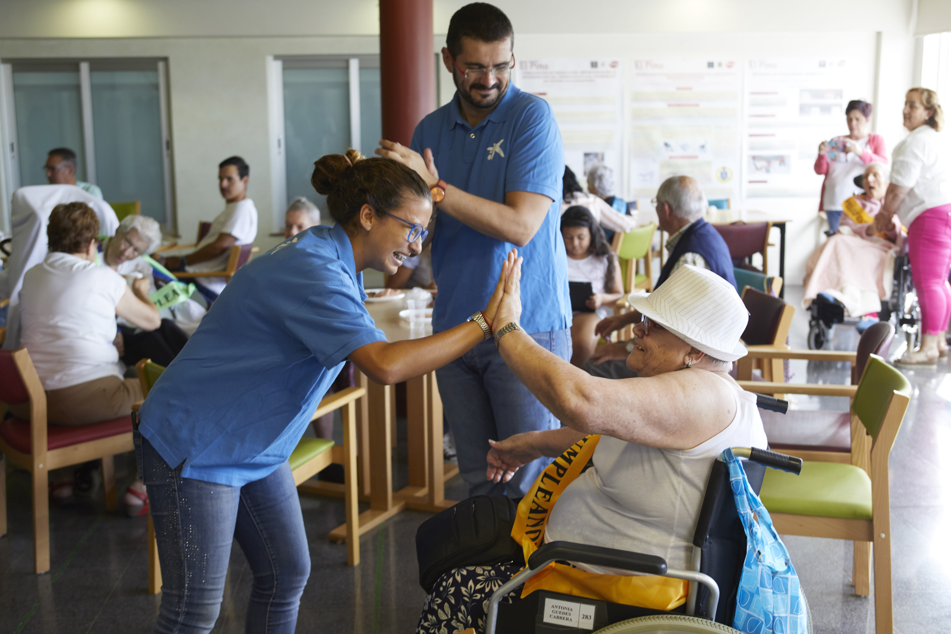 Nuevo folleto informativo de Voluntarios de ”la Caixa”