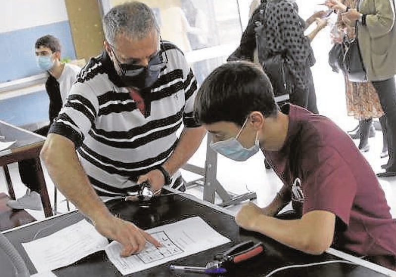 Formació digital per a persones vulnerables Sevilla