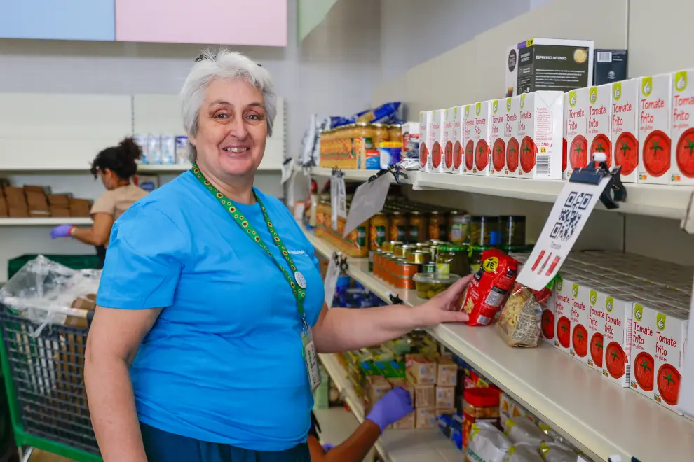 Montse y su hija Victoria, voluntarias con autismo: 